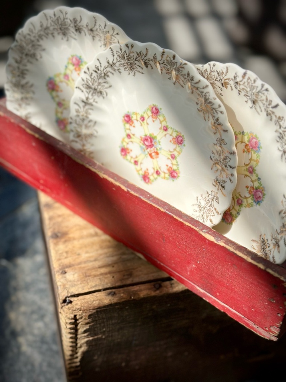 Franklin Ivory Scalloped Edge Dessert Plates White with 22K Pink Floral Accent